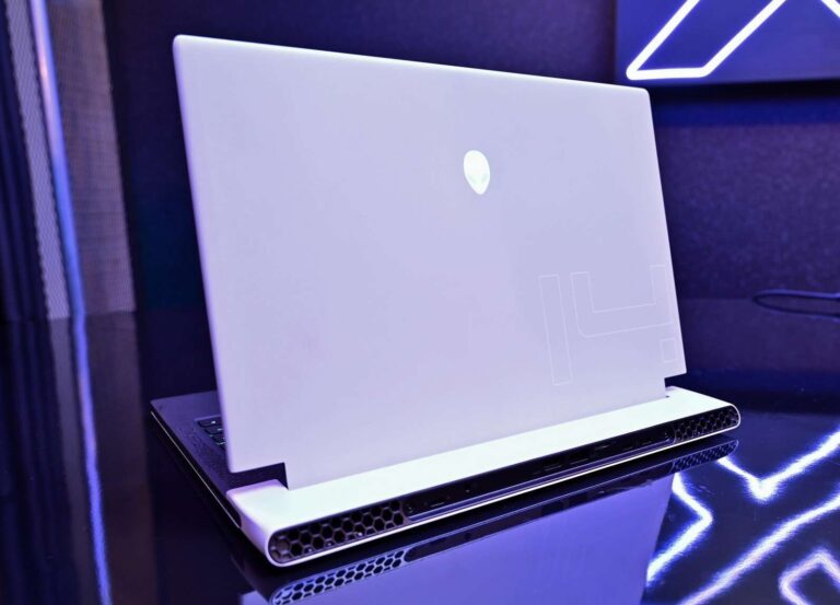 کالبدشکافی 5 غول گیمینگ Alienware